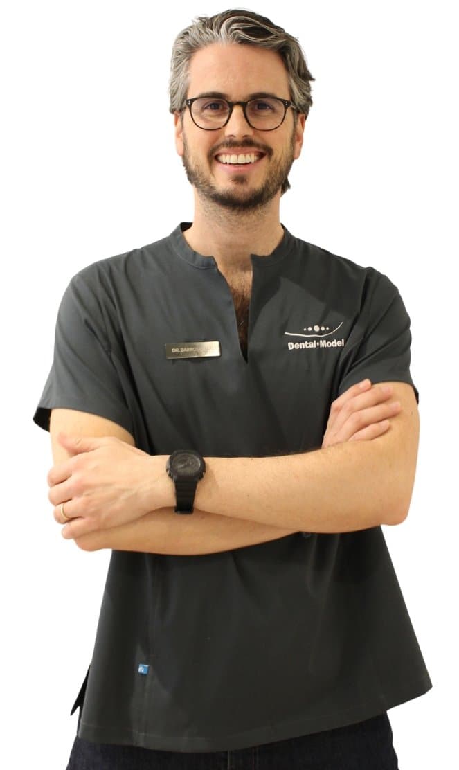 Dr. Juan Carlos Barros Casas